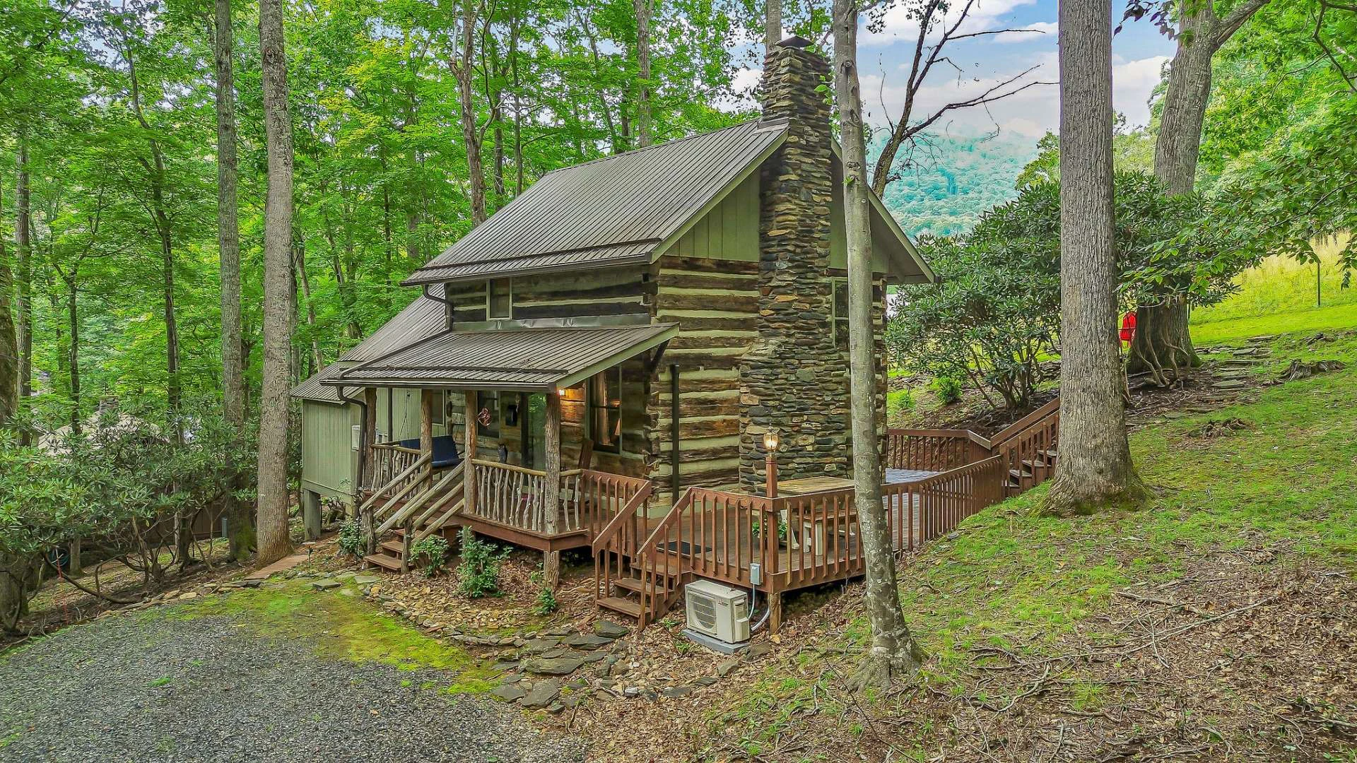 Image number 20 for the current listing